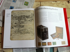 Naast de schetsboekjes de camera. Catalogus van de Amsterdamse Breitner-tentoonstelling.  